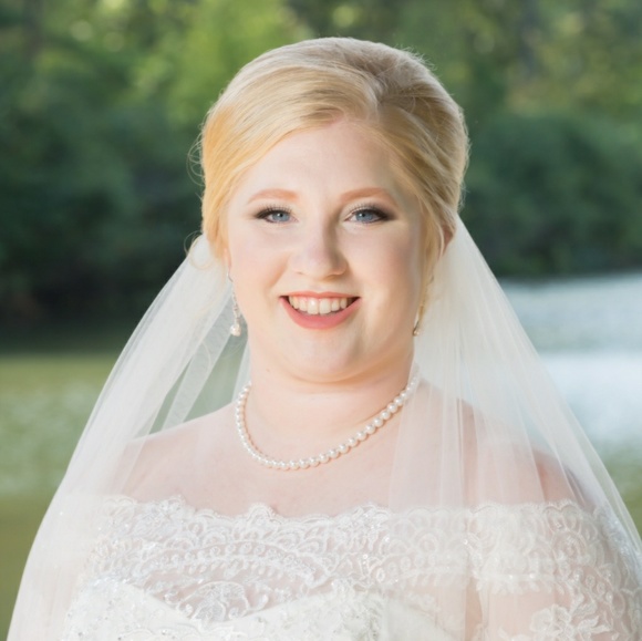 Meet your Posher, Briana - Picture 1 of 1